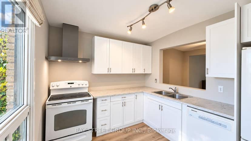 43 - 302 Vine Street, St. Catharines, photo 4
