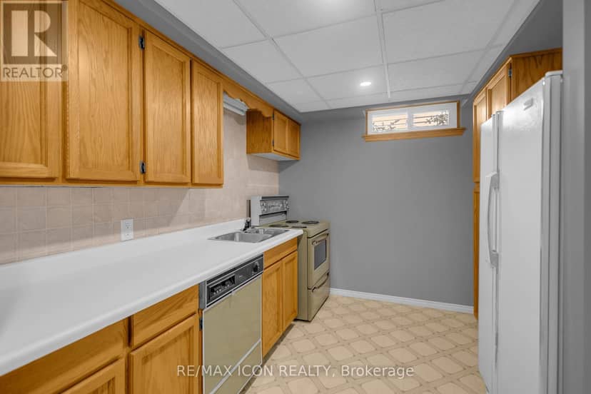 218 Northumberland Street — photo 27 of 40
