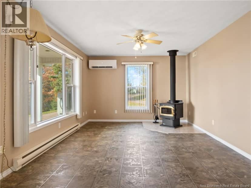 170 Beaumont Road — photo 13 of 34