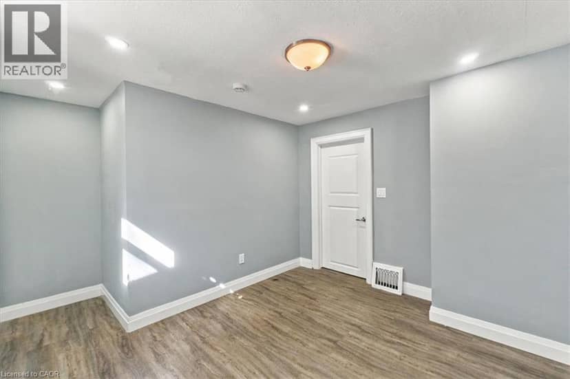 82 NORFOLK Avenue — photo 12 of 30