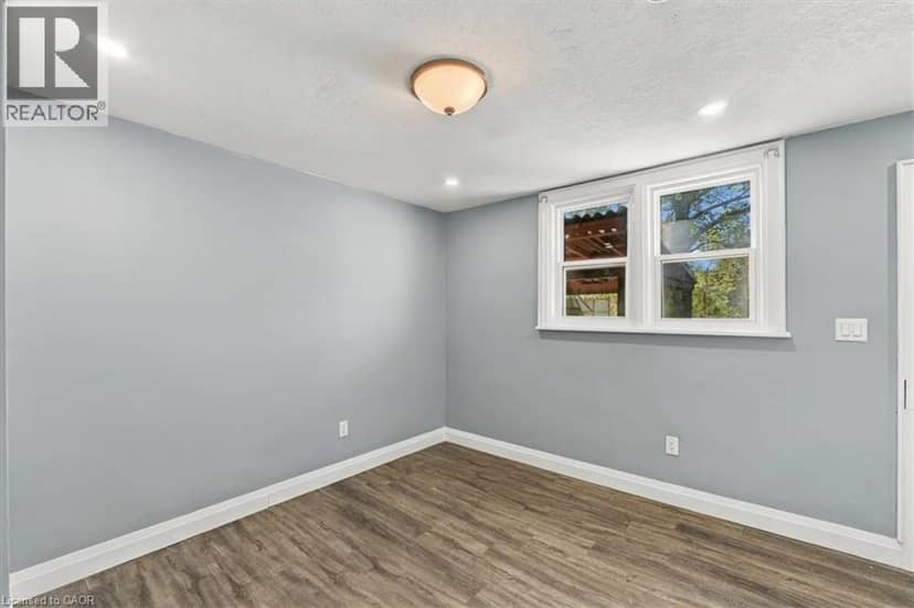 82 NORFOLK Avenue — photo 14 of 30