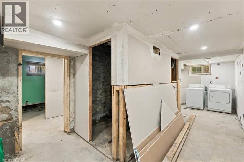 82 NORFOLK Avenue — photo 23 of 30