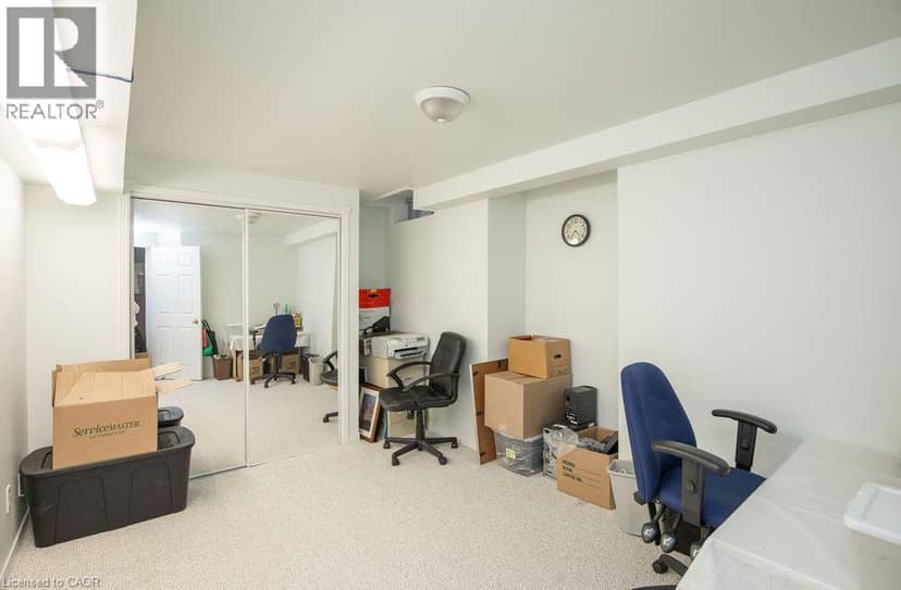 7 FALCONRIDGE Drive — photo 32 of 38