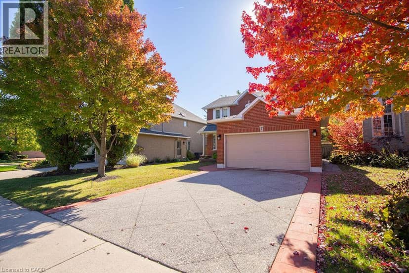 7 FALCONRIDGE Drive, Hamilton