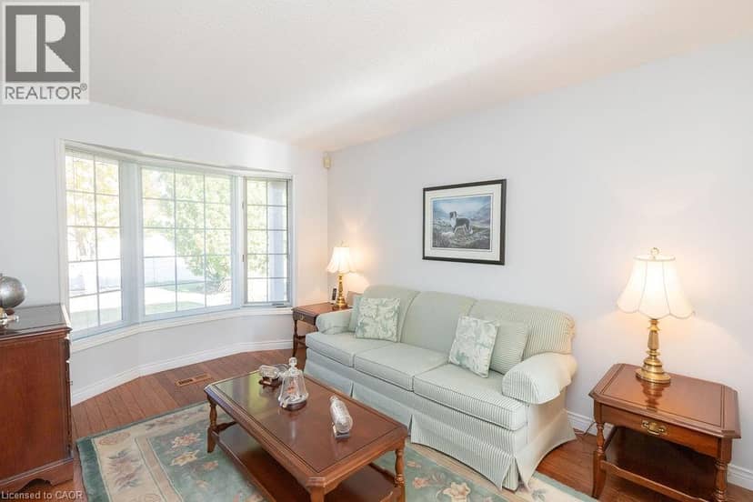 7 FALCONRIDGE Drive, Hamilton, photo 5