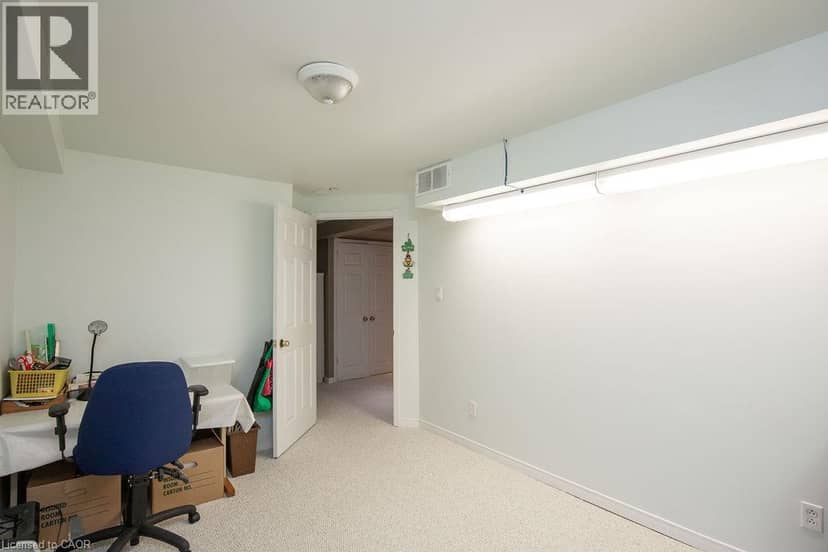 7 FALCONRIDGE Drive — photo 33 of 38