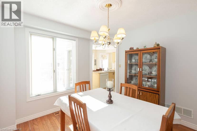 7 FALCONRIDGE Drive, Hamilton, photo 8