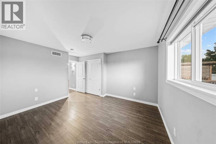 3237 Seville — photo 26 of 36