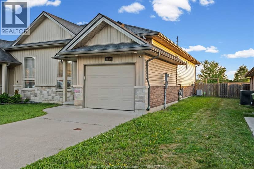 3237 Seville, Windsor, photo 7