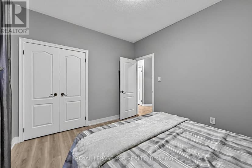 5 Borland Crescent — photo 18 of 40