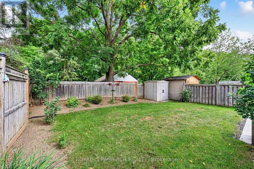 5 Borland Crescent — photo 37 of 40