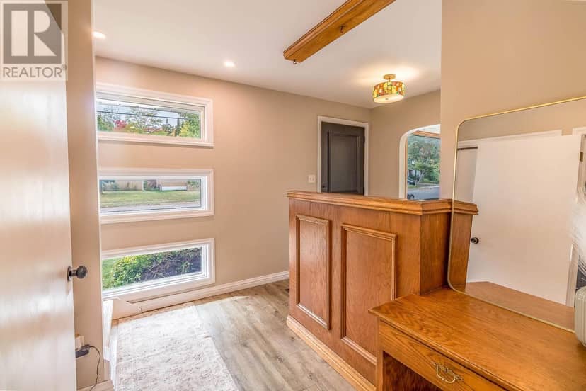 134 Florwin DR — photo 4 of 34