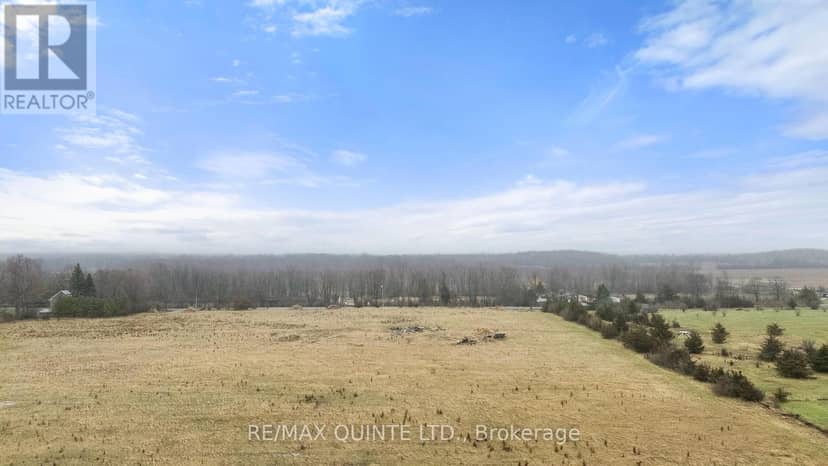 1230 Salem Road, Prince Edward County, photo 3
