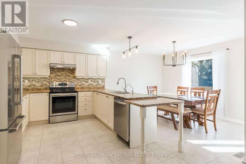 10 Springbank Road, Kawartha Lakes, photo 4