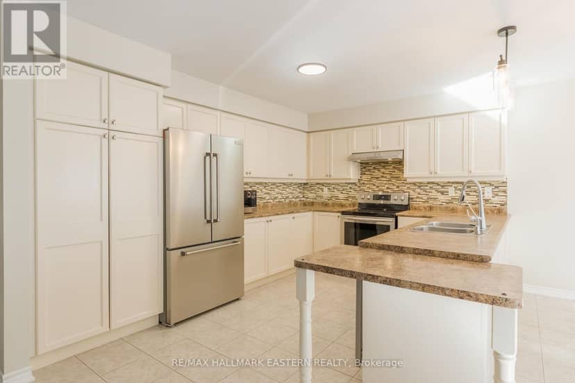 10 Springbank Road, Kawartha Lakes, photo 5