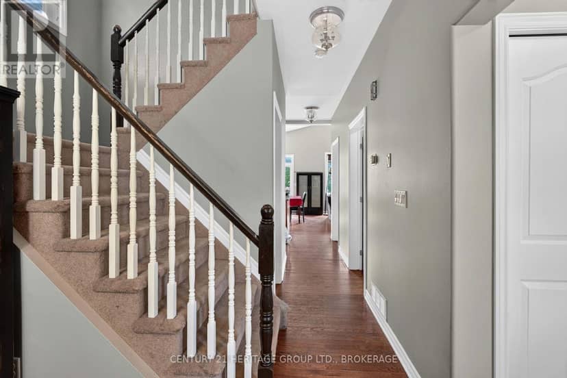 855 Lotus Avenue — photo 25 of 36
