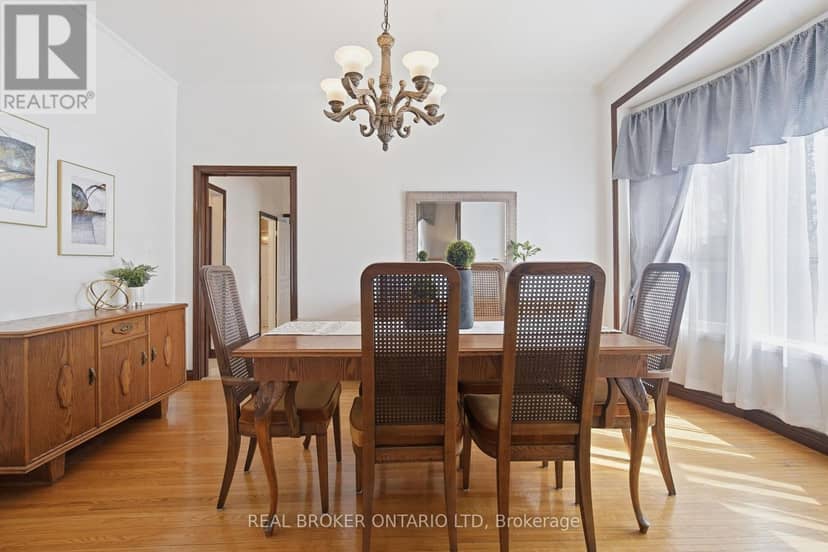 908 William Street, London East, photo 7
