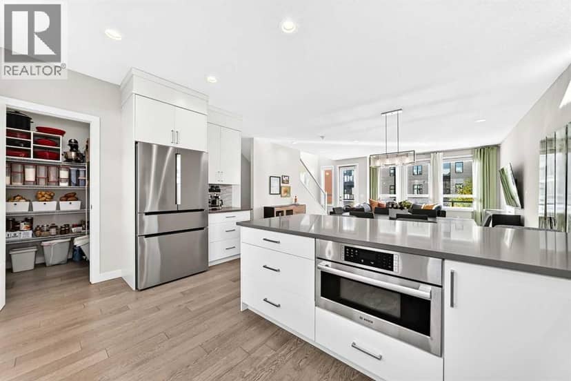 16 Lebel Crescent NW — photo 16 of 40