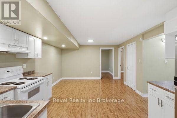 573 Sales Drive — photo 26 of 35