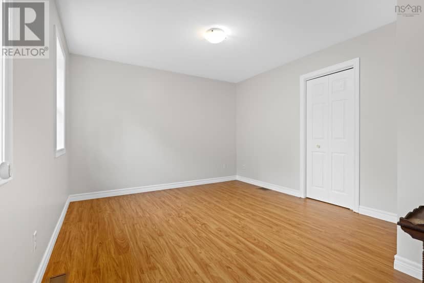 48 Wilcot Lane — photo 32 of 40