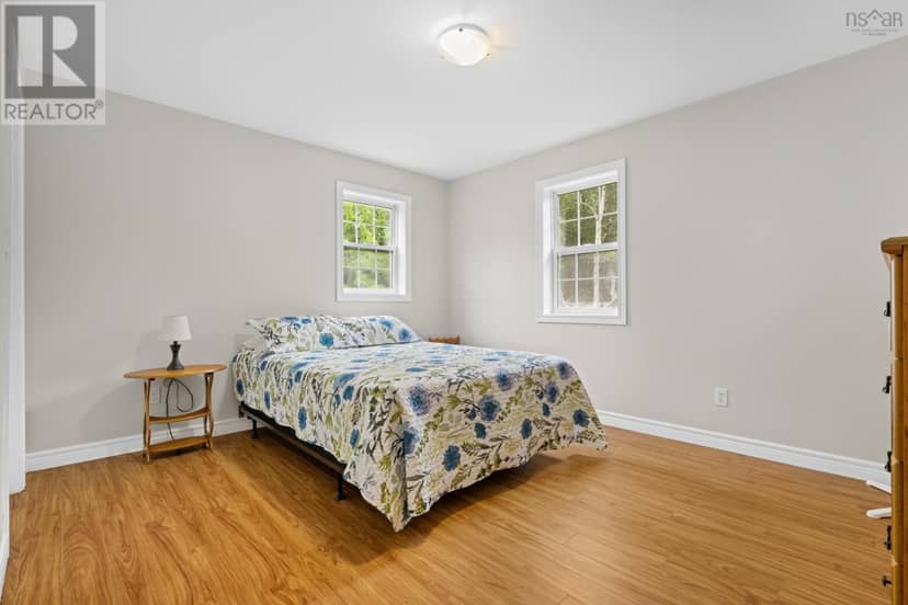 48 Wilcot Lane — photo 27 of 40