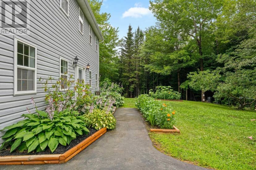 48 Wilcot Lane — photo 6 of 40