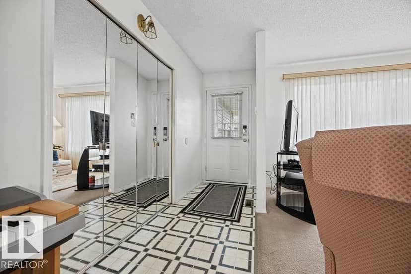 15239 63 ST NW, Edmonton, photo 3
