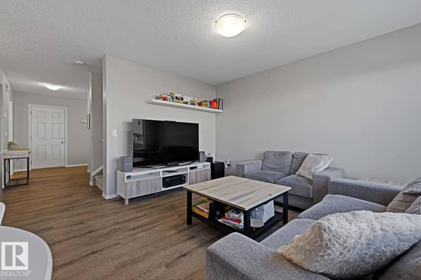9324 Cooper Bn SW, Edmonton, photo 8