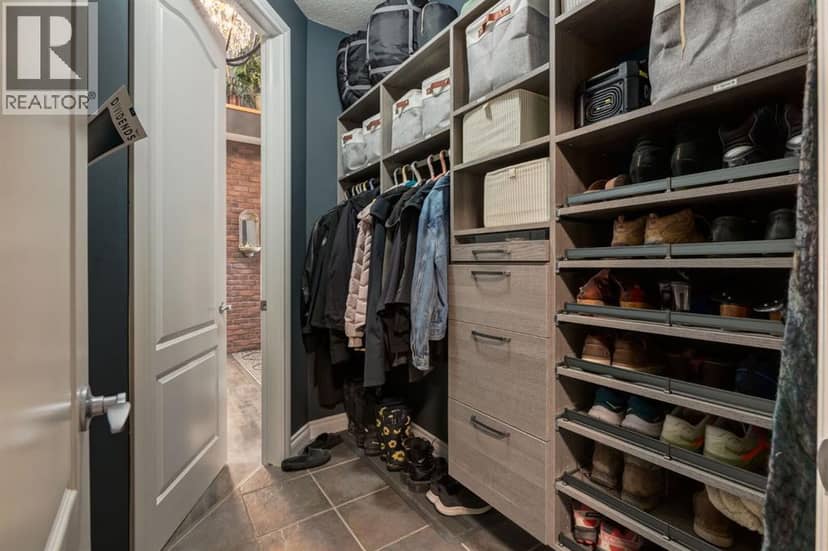 48 Valley Crest Gardens NW, Calgary, photo 5