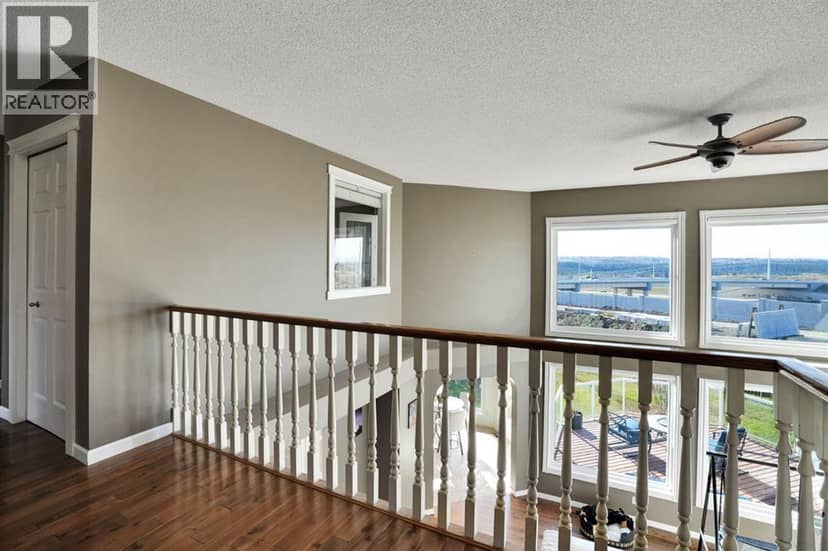 331 Wood Valley Bay SW — photo 23 of 40