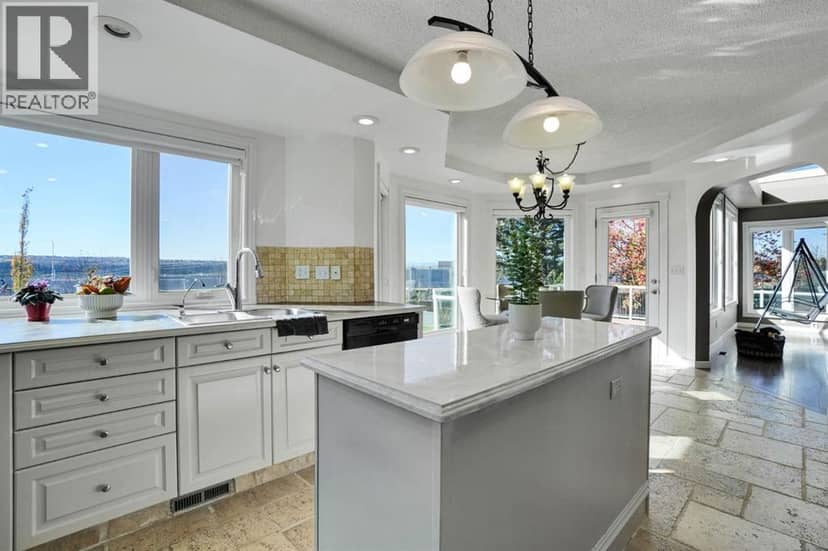 331 Wood Valley Bay SW — photo 19 of 40