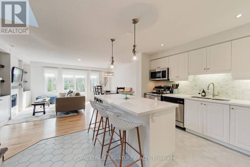 23 Silver Glen Boulevard — photo 1 of 40