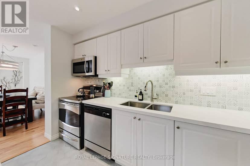 23 Silver Glen Boulevard — photo 12 of 40