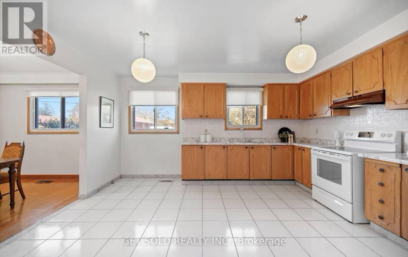 6 Marcel Road — photo 10 of 40