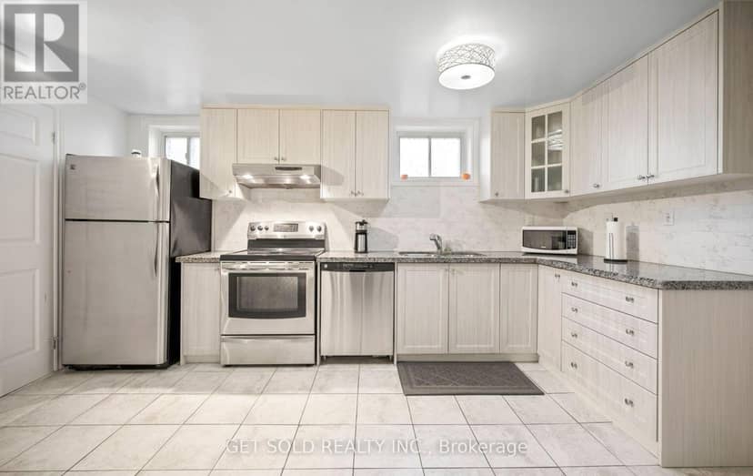 6 Marcel Road — photo 37 of 40