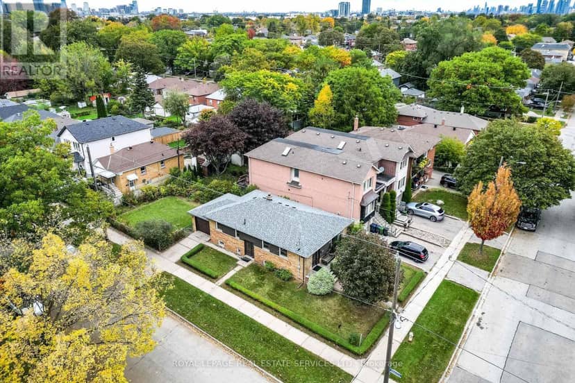 454 Rimilton Avenue, Toronto, photo 5
