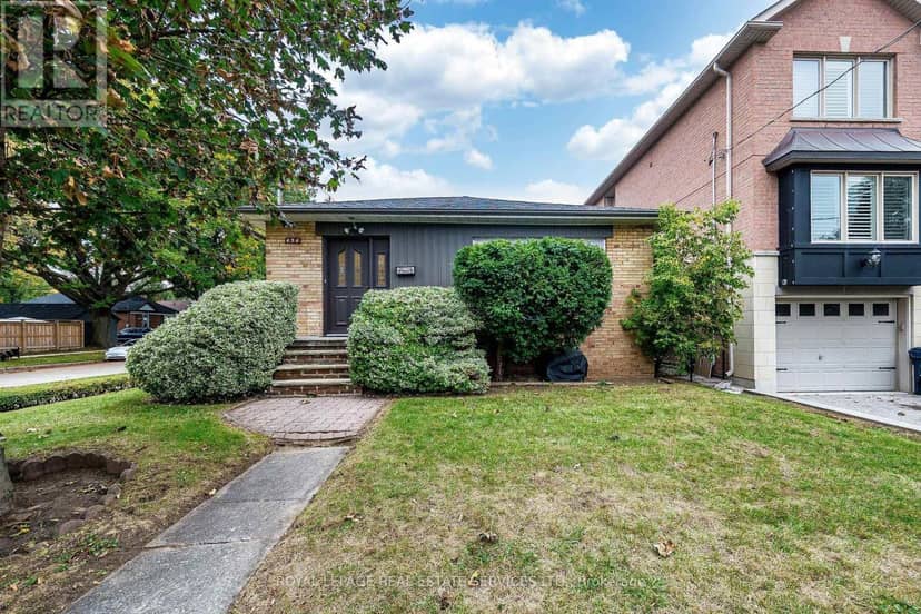 454 Rimilton Avenue, Toronto, photo 7