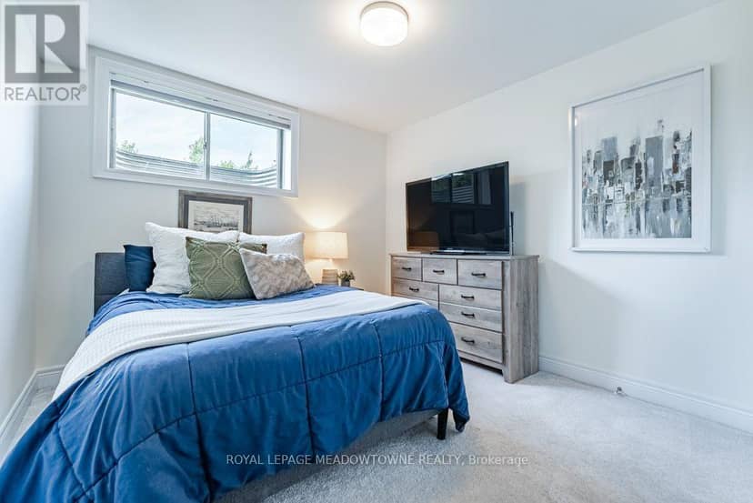 461 Parent Place — photo 35 of 40