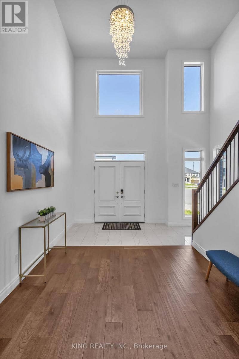 1464 Medway Park Drive — photo 12 of 40