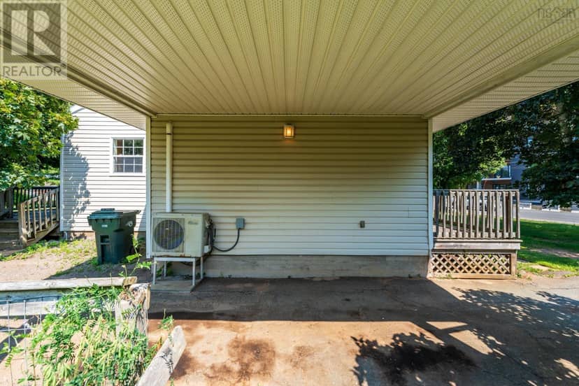 437 Main Street, Middleton, photo 6