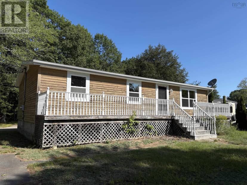 1 Pinecrest Drive, Middleton