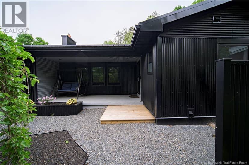 34 Simcoe Court — photo 33 of 40