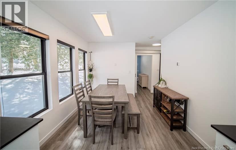 34 Simcoe Court — photo 8 of 40