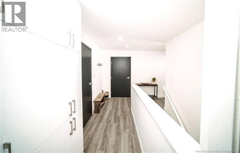 34 Simcoe Court — photo 18 of 40