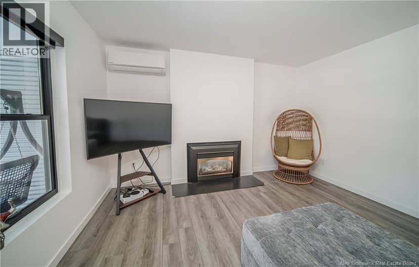 34 Simcoe Court — photo 9 of 40