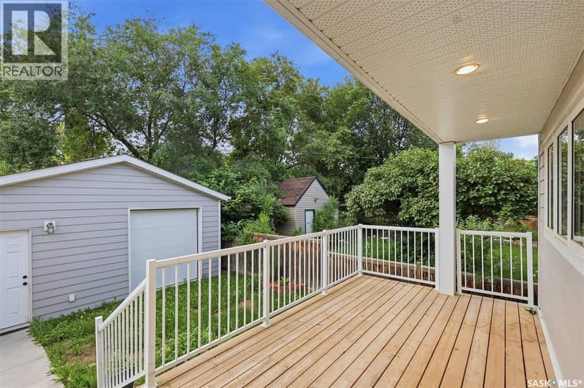 1402 Wiggins AVENUE S — photo 30 of 36