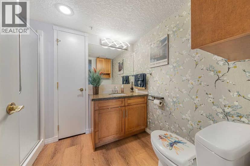 222, 6868 Sierra Morena Boulevard SW — photo 15 of 37