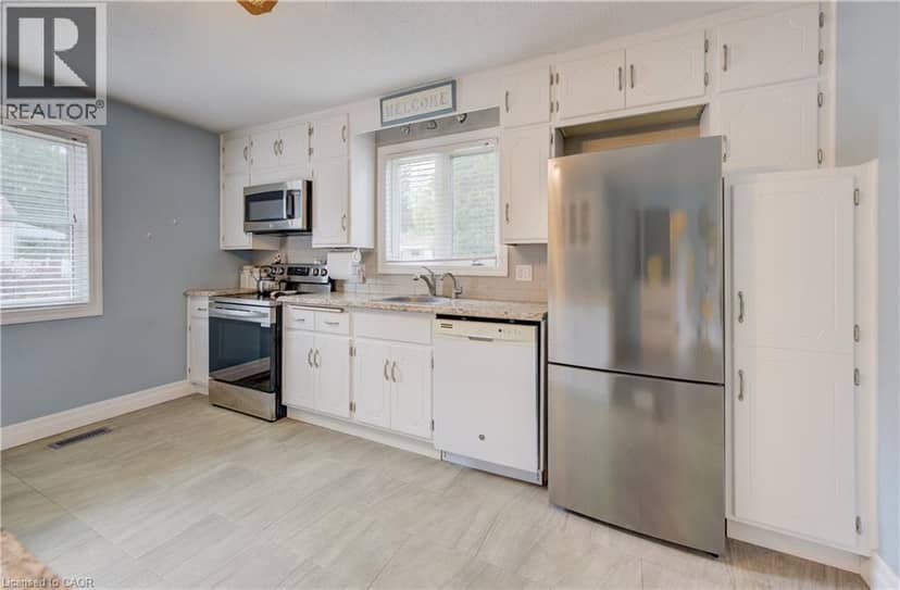 254 WELLINGTON Street W, Mount Forest, photo 7