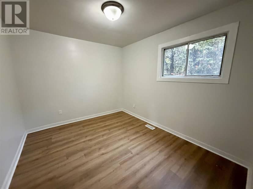 529 Northland RD — photo 10 of 20