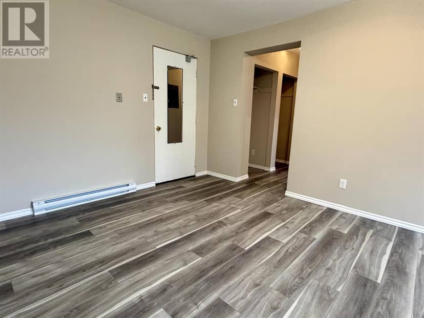23 Mississauga AVE # 6, Elliot Lake, photo 3